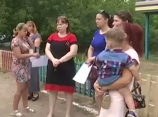 В Уральске 5-летних малышей выставили из детского сада