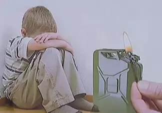В Талдыкоргане мужчина взял в заложники собственного сына