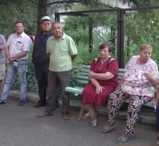Жильцы дома в центре Павлодара оказались бомжами из-за канцелярской ошибки