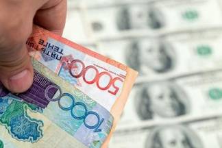 Депутаты призвали Нацбанк защитить тенговые накопления казахстанцев