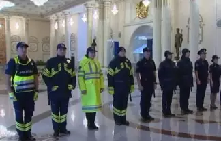 В Казахстане утвердили новое обмундирование полицейских