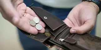 Работники Казэлектромонтажа в Семее 9 месяцев не получают зарплату