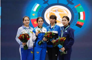 Спортсменка из Семея завоевала бронзу на Чемпионате Центральной Азии по фехтованию