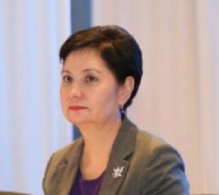 Заместитель Премьер-министра Гульшара Абдыкаликова посетила центр обслуживания населения в городе Семей