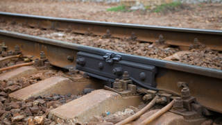 40-летний мужчина попал под поезд в Семее, решив сократить дорогу к дому