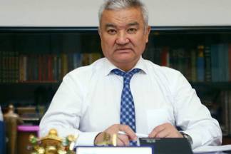Аким Семея Ермак Салимов наступает на пятки Алишеру Еликбаеву