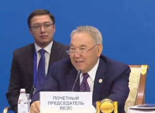 Что еще хотят «выжать» из Нурсултана Назарбаева?