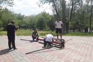 В Семее после ЧП с каруселью обследуют все аттракционы