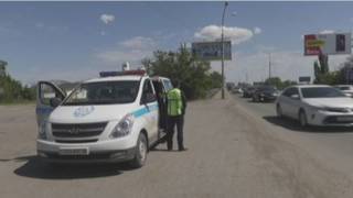 Налоговики вышли в рейд вместе с дорожными полицейскими в Семее