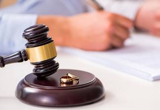 В текущем году заявления на развод подали свыше 90 пар семейчан