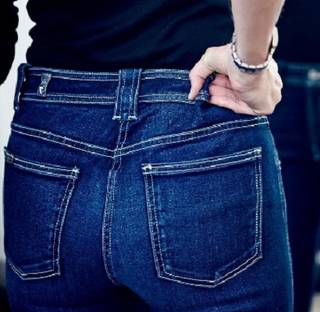 Штраф до 80-ти МРП грозит жителю Семея за кражу женских джинс