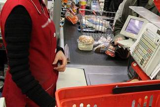 В Павлодаре продавщица присвоила 13 миллионов тенге