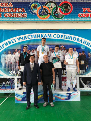 Фехтовальщики из Семея взяли золото на Чемпионате Казахстана