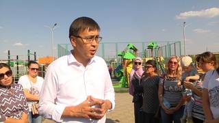 Несколько недель мусорная свалка в Уральске горит почти ежедневно