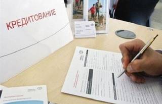 Товарный кредит оформила мошенница на жительницу Семея