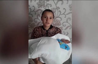 Женщина родила сына в полицейской машине в Туркестанской области