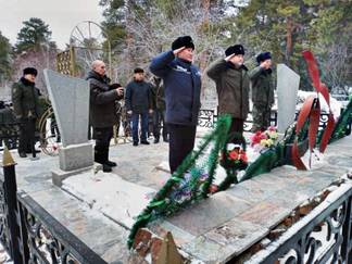 Семейские спасатели помнят и чтят память погибших товарищей