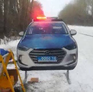 Макеты патрульных автомобилей с проблесковыми маячками появились на дорогах Восточного Казахстана