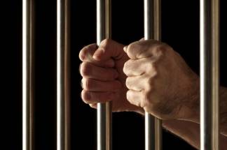 Полицейский осужден за изнасилование подростка в Туркестанской области