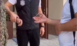 Борцы с коррупцией опубликовали видео задержания замкомандира воинской части