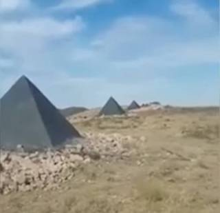 Загадочные пирамиды насторожили жителей Туркестанской области