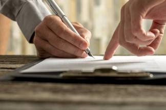 Осужденные бизнесмены связали чиновников обязательствами