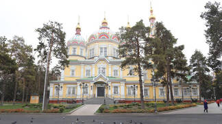 В Алматы отреставрировали знаменитый Свято-Вознесенский кафедральный собор