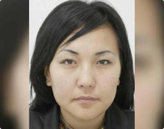 Женщина обманула 80 казахстанцев, обещая закрыть их кредиты