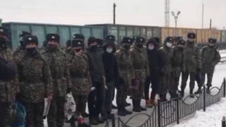 30 солдат застряли в Семее из-за ПЦР-теста