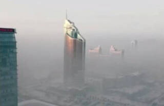 Жители Нур-Султана вторые сутки задыхаются от смога