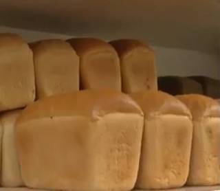Не больше пяти булок: в Алматы ограничат продажу хлеба
