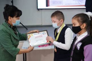 Школьник из Семея собрал сварочный аппарат из микроволновки