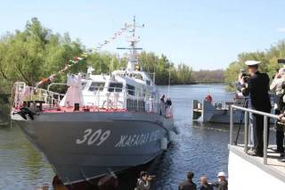 В Уральске спущен на воду корабль «Туркестан» от завода Зенит