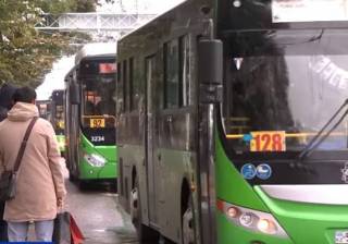 Транспортный коллапс в Алматы: снег застал перевозчиков врасплох
