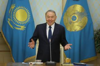 Д. Ашимбаев: Нурсултан Назарбаев остается в политике