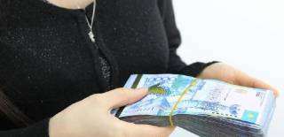 Свыше 4 миллионов тенге потеряла ;жительница Семея при попытке купить авто