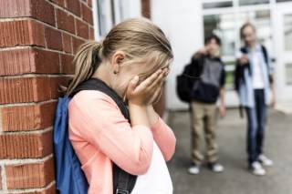65% детей сталкиваются с травлей в школе