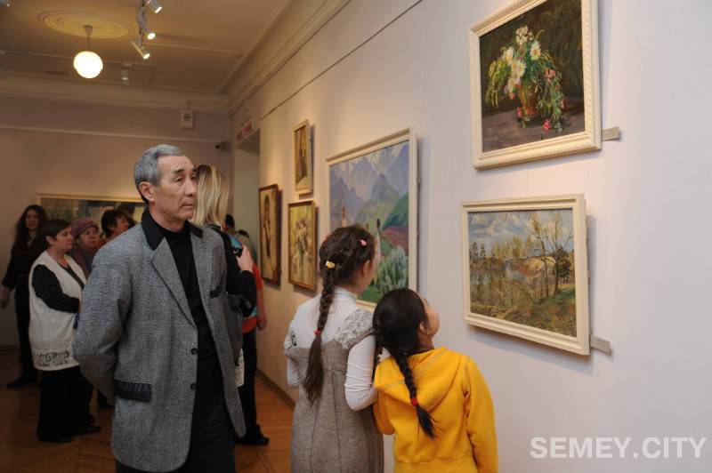 Выставка картин в Семипалатинске (г. Семей)