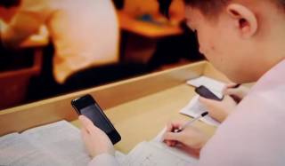 телефонный справочник служб города. цель телефона доверия. код казахстана на мобильный. важные телефоны. телефон на казахском.