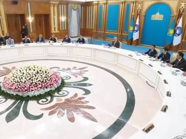 Касым-Жомарт Токаев выступил на сессии Ассамблеи народа Казахстана
