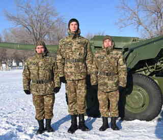 2 метра 10 сантиметров: самый высокий солдат Казахстана доказал, что рост - не преграда службе