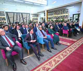 С местными писателями и поэтами встретился аким области