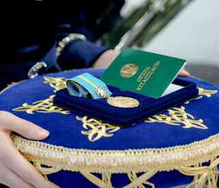 Награды «Күміс алқа» и «Алтын алқа» вручили в Семее