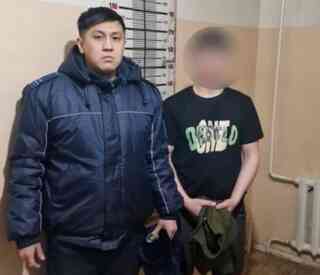 Мужчина четыре месяца преследовал женщину в Семее