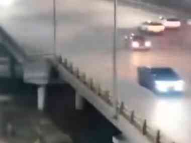 На автомобиле Tesla устроил гонки 14-летний подросток