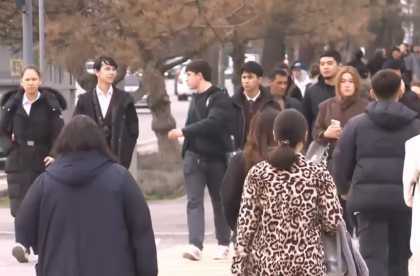 В три раза прибыло в Казахстан больше людей, чем выбыло