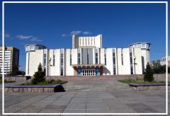 Театр Абая в Семее