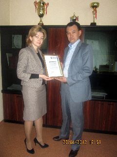 встреча представителя РФ АО «Фонд «Даму» по ВКО в г. Семей Масловой А,В. с директором Филиала  АО «Народный Банк Казахстана» в г. Семей Джамаубаевым Н.А. 