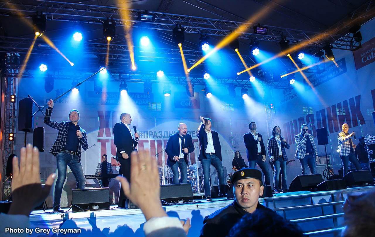 В Семее выступил «Хор Турецкого»