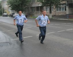 Эстафета полицейских